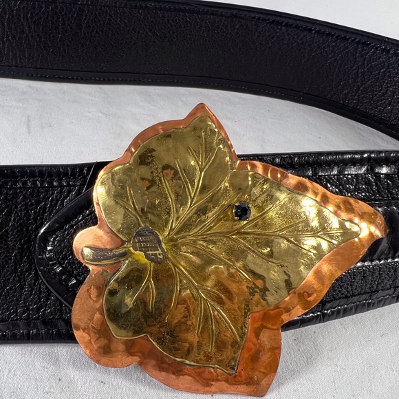 GIANFRANCO LOTTI Leaf Buckle Accent Black Leather Women's Belt Made in Italy - Picture 3 of 9